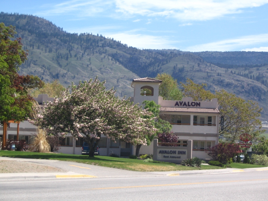 Avalon Inn | Super, Natural BC