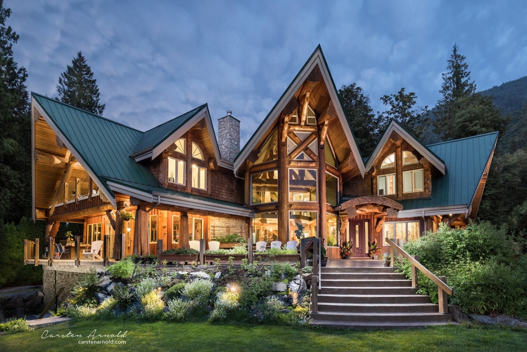 The Rockwell Harrison Guest Lodge B&B | Super, Natural BC